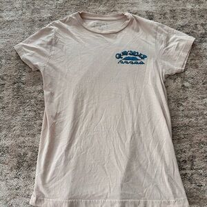 Quiksilver Men’s Cream Tee with Blue Logo